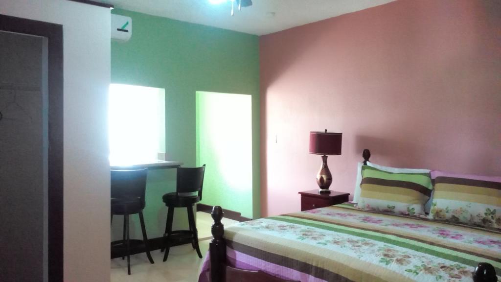 Hotel Tropik Leadonna Teluk Montego Bagian luar foto
