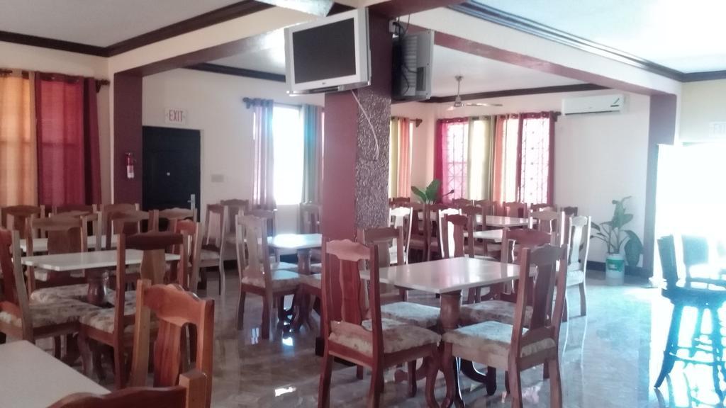 Hotel Tropik Leadonna Teluk Montego Bagian luar foto